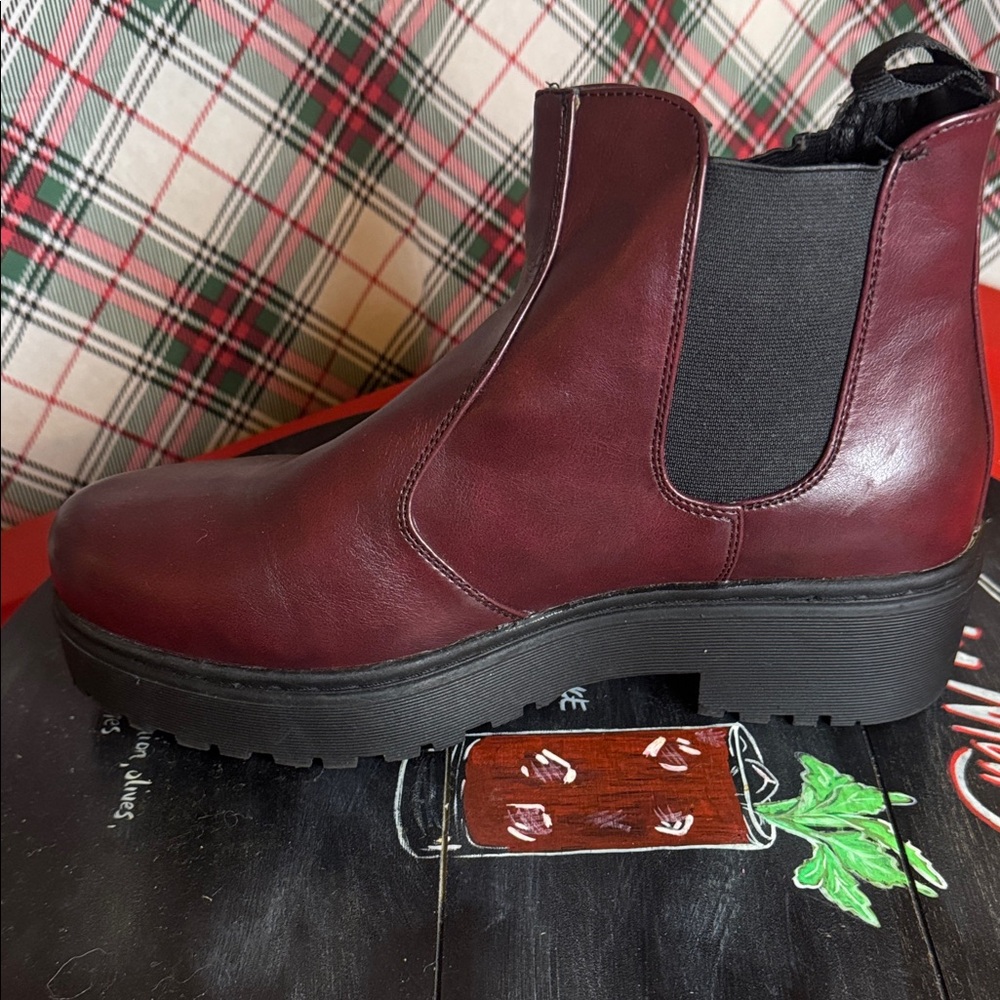 Women's Burgundy Ankle Boots